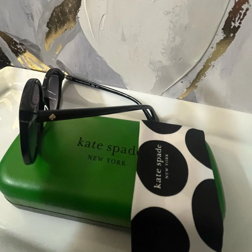 🛍️NWT Kate Spade Women’s Black Sunglasses